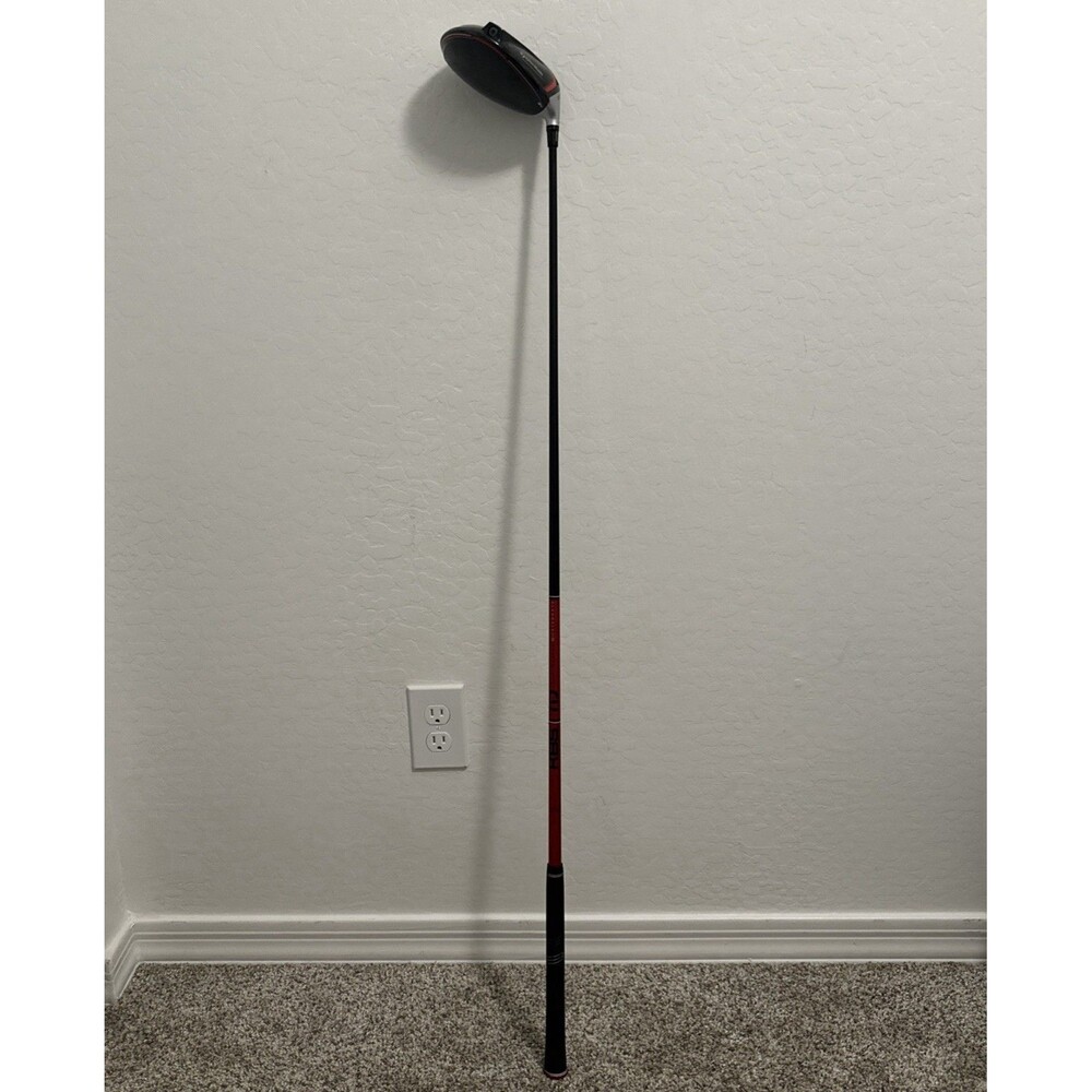 Taylormade M6 9° RH Golf Driver with KBS Tour Driven 50 Category 3 Shaft